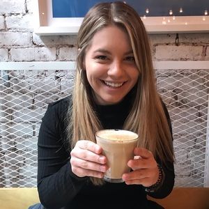 Meet your Posher, Emma